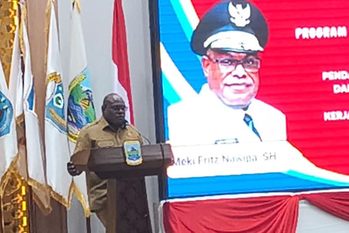 Foto berita: Gubernur Nawipa Dorong Transformasi Pendidikan di Papua Tengah