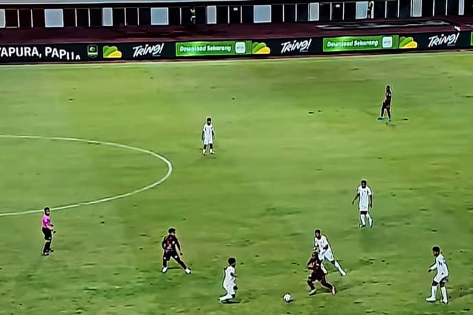 Foto berita: Persipura Unggul 3 Gol Versus Deltras Sidoarjo
