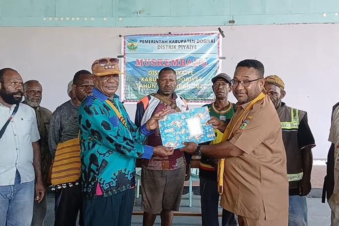 Foto berita: Musrembang Tingkat Distrik Piyaiye Digelar