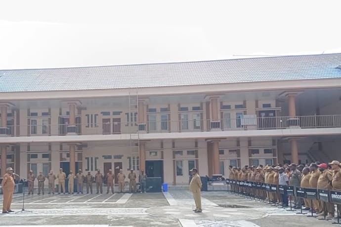 Foto berita: Bupati Aner Maisini: Jangan Punya Motivasi untuk Cari Muka
