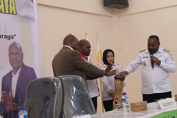Foto berita: Rakerkab KONI Intan Jaya, Digelar
