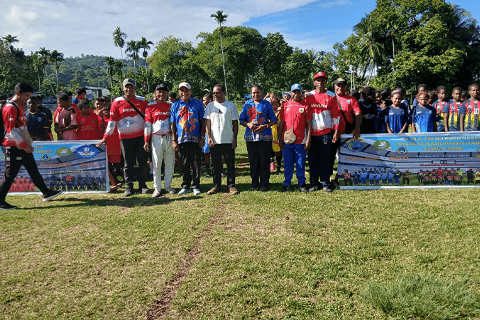 Foto berita: Tim GSI Putri Distrik Nabire Menang Telak 7-0 Atas Teluk Kimi