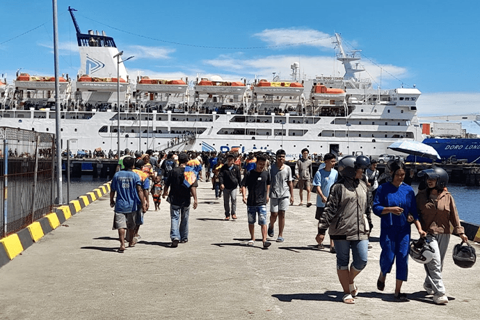 Foto berita: Pelabuhan Nabire Kembali Dipadati Penumpang