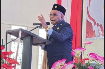 Foto berita: ELVIS TABUNI TOKOH UTUH PAPUA (Kepala Suku, Politisi, Tokoh, Bupati)