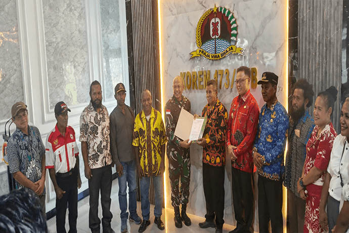 Foto berita: Korem 173/PVB Terima Hibah Tanah untuk Pengembangan Satuan Baru