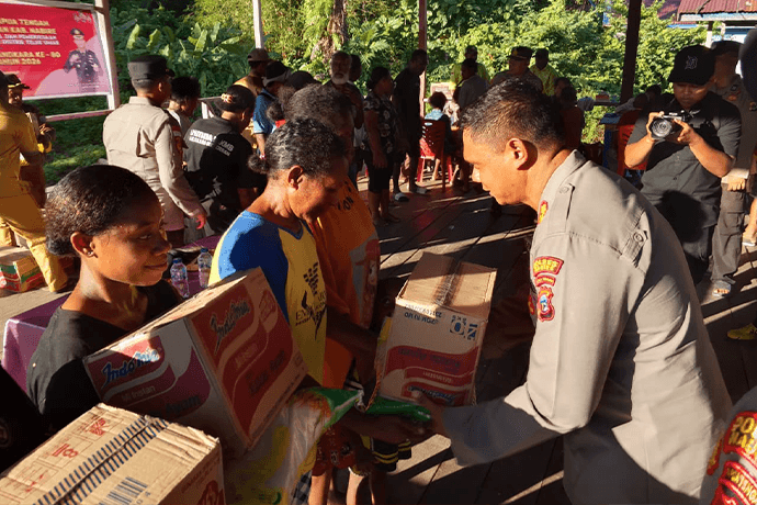 Foto berita: HUT Bhayangkara, Polres Gelar Bansos dan Rikkes Gratis di Dua Kampung