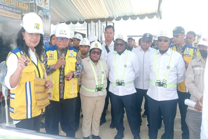 Foto berita: Tinjau KIPP Papua Tengah, Wamen PU Apresiasi Pembangunan Berjalan Sesuai Target