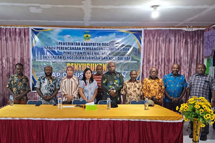 Foto berita: Bappeda dan BPKAD Dogiyai Percepat Penyusunan Perubahan RAP Otsus 2026, Fokus pada Optimalisasi Realisasi Anggaran