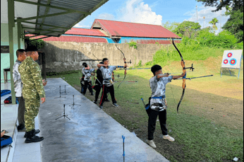 Foto berita: Dandim 1705/Nabire Suntik Semangat Atlet Rajawali Archery Menuju Kejurnas Junior 2026