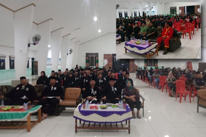 Foto berita: PSHT Cabang Nabire Gelar Wisuda dan Pengesahan 18 Warga Baru Pendekar Tingkat I