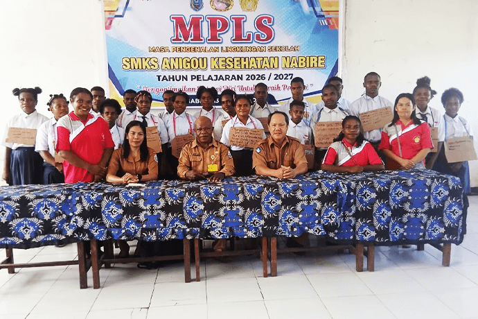 Foto berita: Yosafat Nawipa: MPLS Jembatan Mengenal di Sekolah Baru