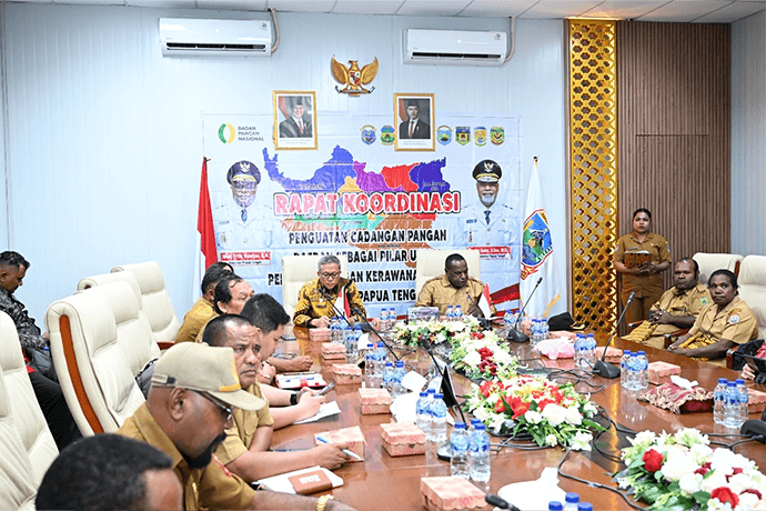 Foto berita: Papua Tengah Perkuat Cadangan Pangan, Gubernur Soroti Ancaman Distribusi hingga Perubahan Iklim