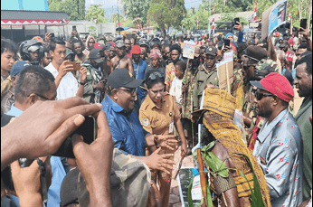 Foto berita: DPR Papua Tengah Terima Aspirasi Simapitowa
