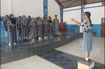 Foto berita: Jelang HUT RI dan HUT Sekolah, 30 Kelas Ambil Bagian Lomba Vokal Group