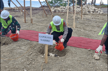 Foto berita: Kapolres Hadiri Peletakan Batu Pertama Pembangunan Kampung Nelayan Merah Putih