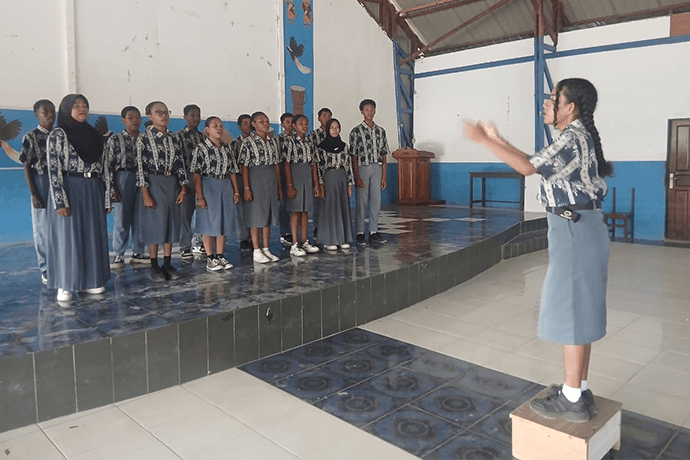 Foto berita: Jelang HUT RI dan HUT Sekolah, 30 Kelas Ambil Bagian Lomba Vokal Group