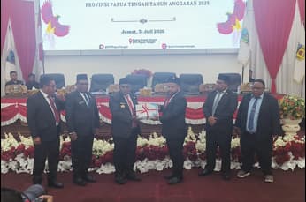 Foto berita: DPR Papua Tengah Mulai Bahas Raperdasi Pertanggungjawaban APBD 2025, Tegaskan Komitmen Transparansi Keuangan Daerah