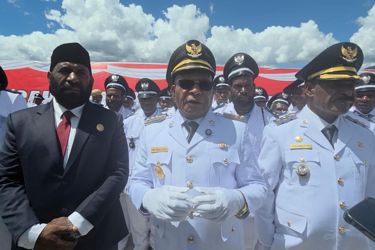 Foto berita: Bupati Elvis Tabuni : Situasi Puncak Saat Ini Sudah Aman